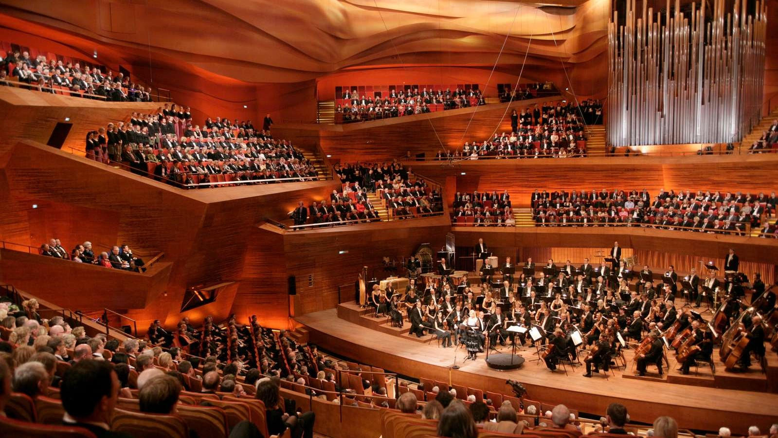 Inside view of Danish Radio Concerthall | Bjarne Bergius Hermansen