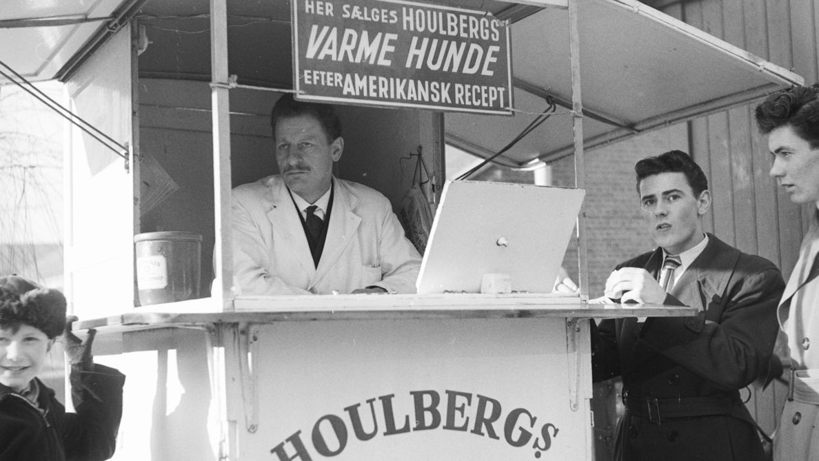 Pølsevogn old photo | Unknown 