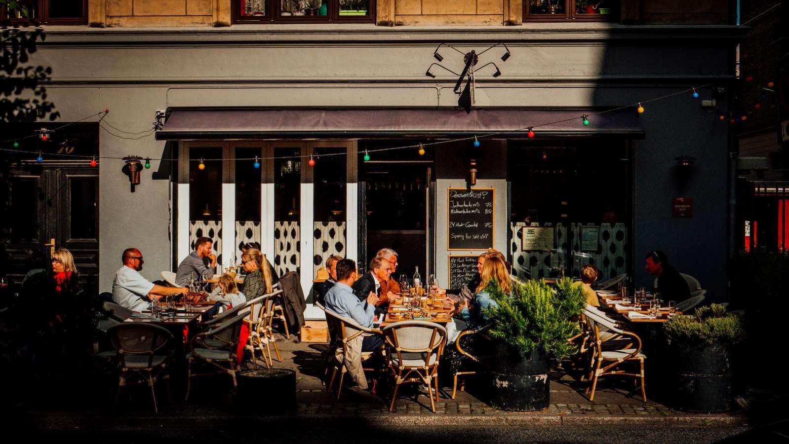 Mêlée | Simon Bang