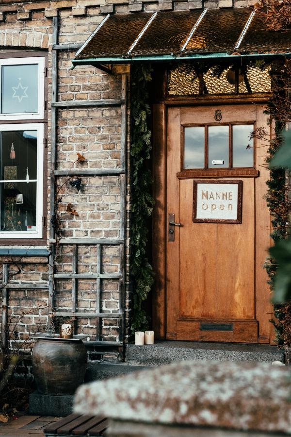 Dragør - Jewellery store entrance