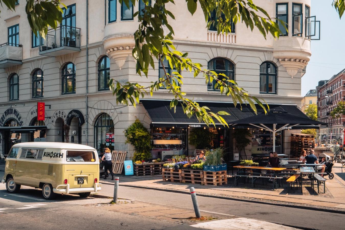 visit copenhagen bars