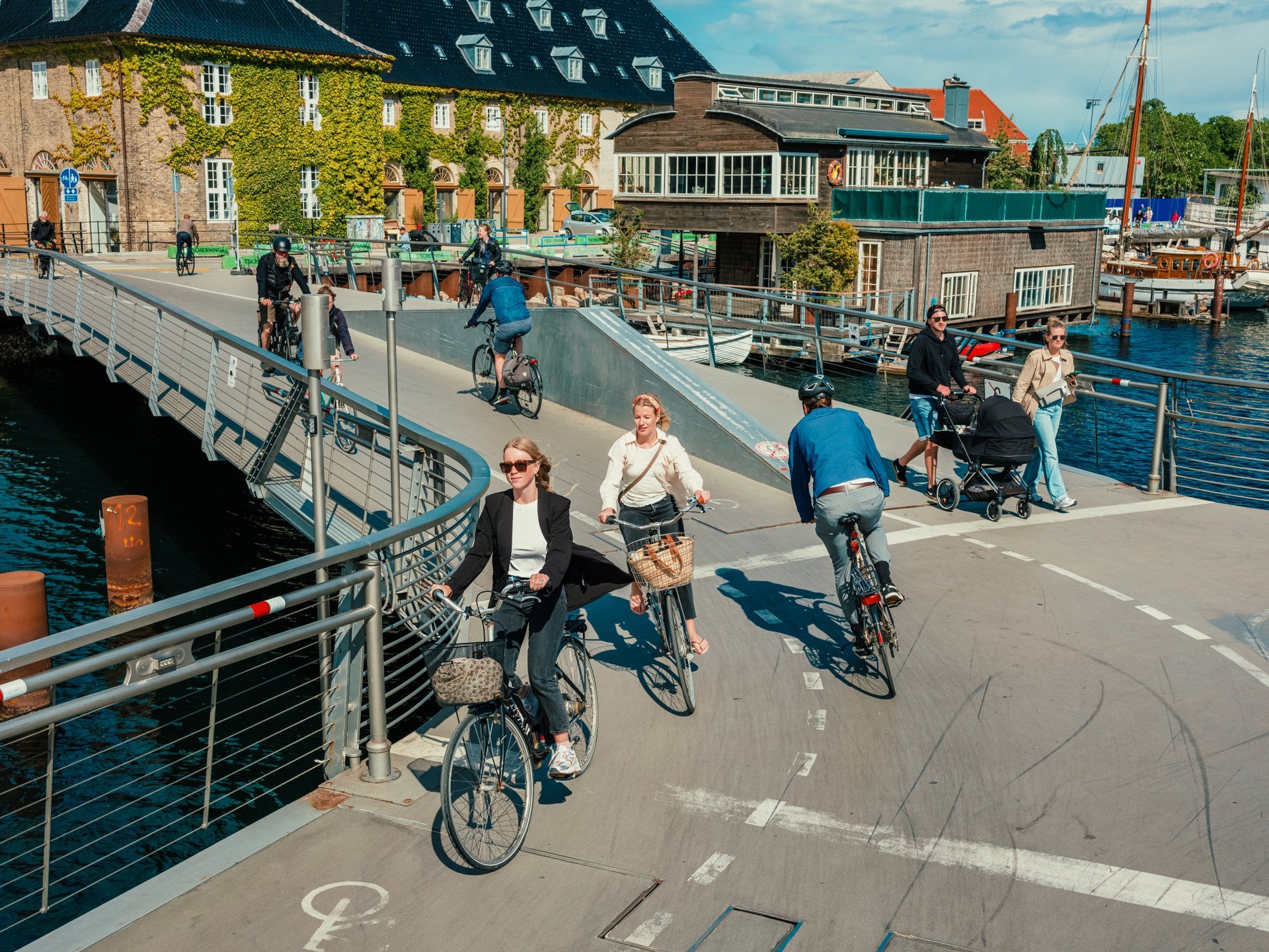 Conquer the in on bike | VisitCopenhagen
