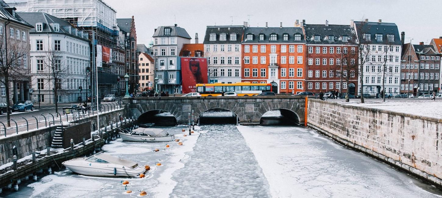 Frozen canal | Daniel Jensen