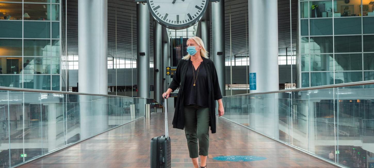 Covid-19 face mask at Copenhagen Airport in Spring 2020