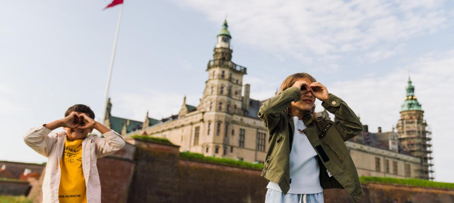 Kids having fun at Kronborg