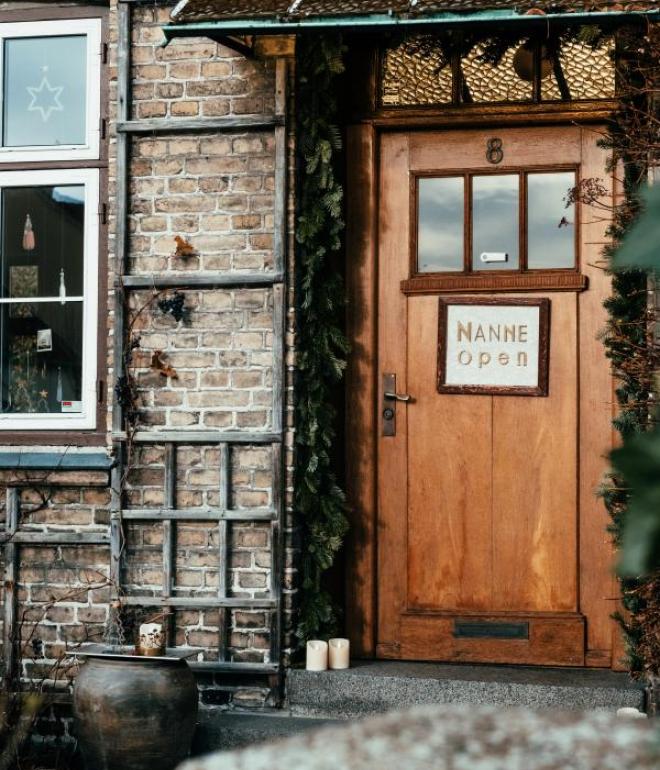 Dragør - Jewellery store entrance