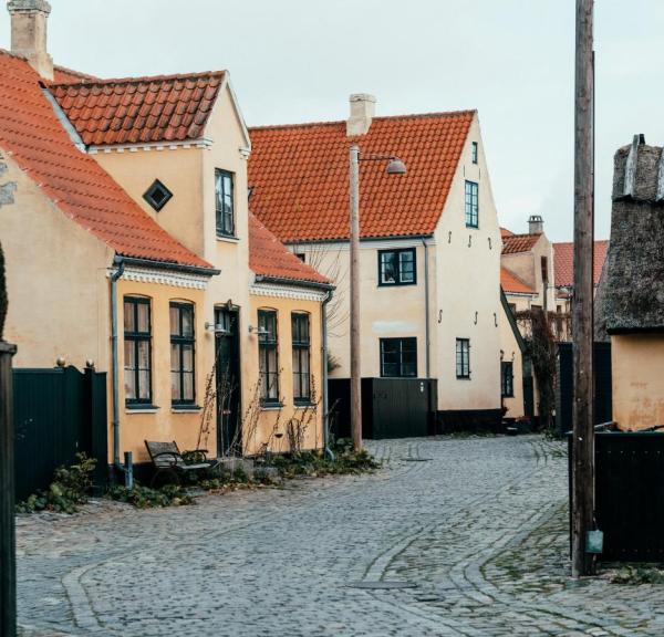 Dragør - cobblestone streets