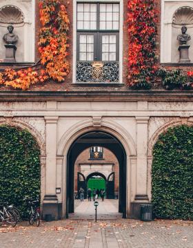 Kunsthal Charlottenborg in autumn colours