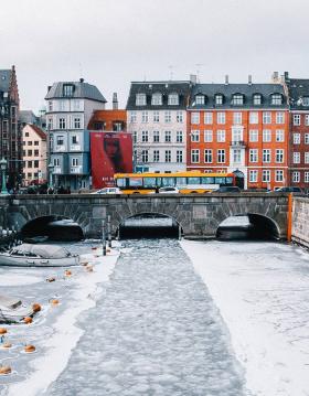 Frozen canal | Daniel Jensen